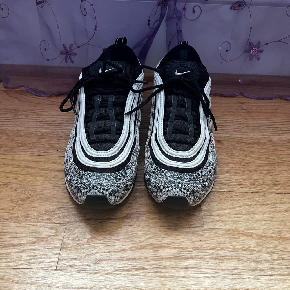 Women’s air max 97’s